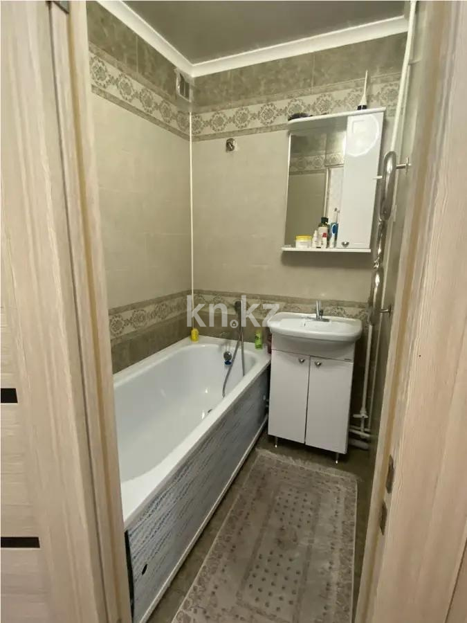 Продажа 1-комнатной квартиры, 30 м², ул. Дюсембекова, дом  37 в Караганде - фото 3