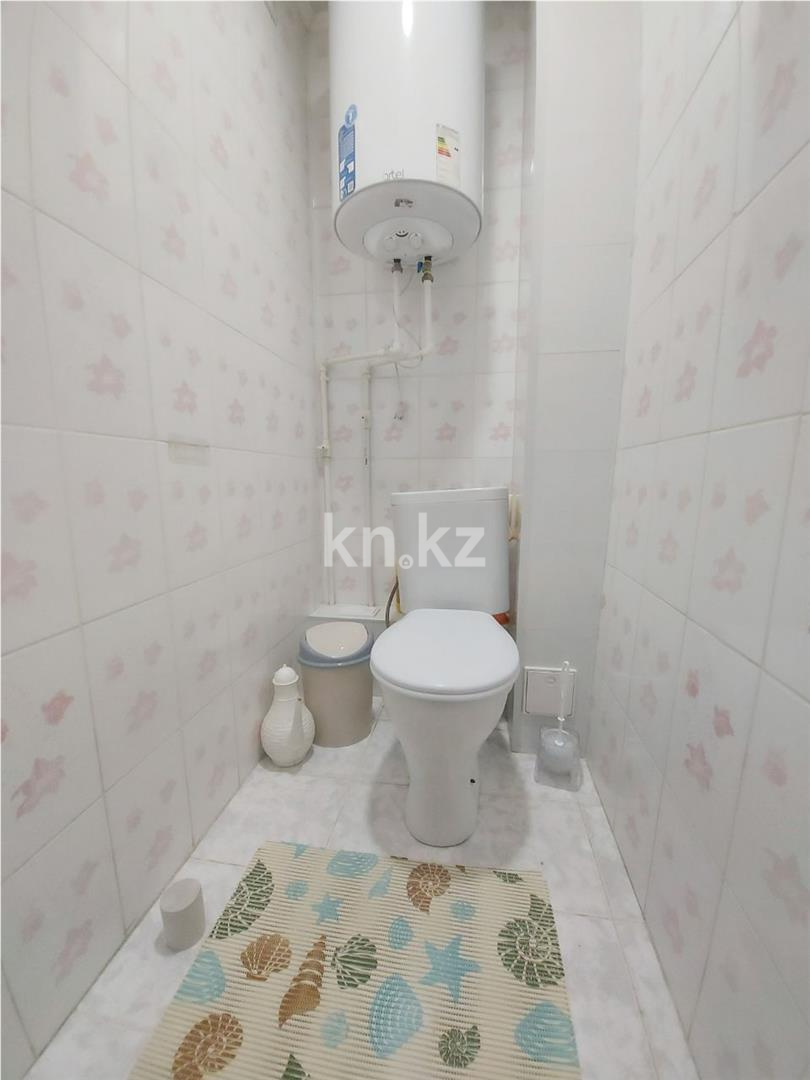 Продажа 1-комнатной квартиры, 34 м², 15 мкр., дом  26/3 в Караганде - фото 6