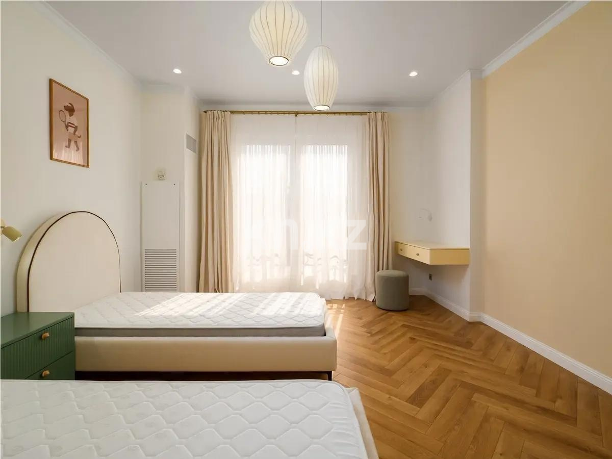 Продажа 4-комнатной квартиры, 130 м² в Алматы - фото 3
