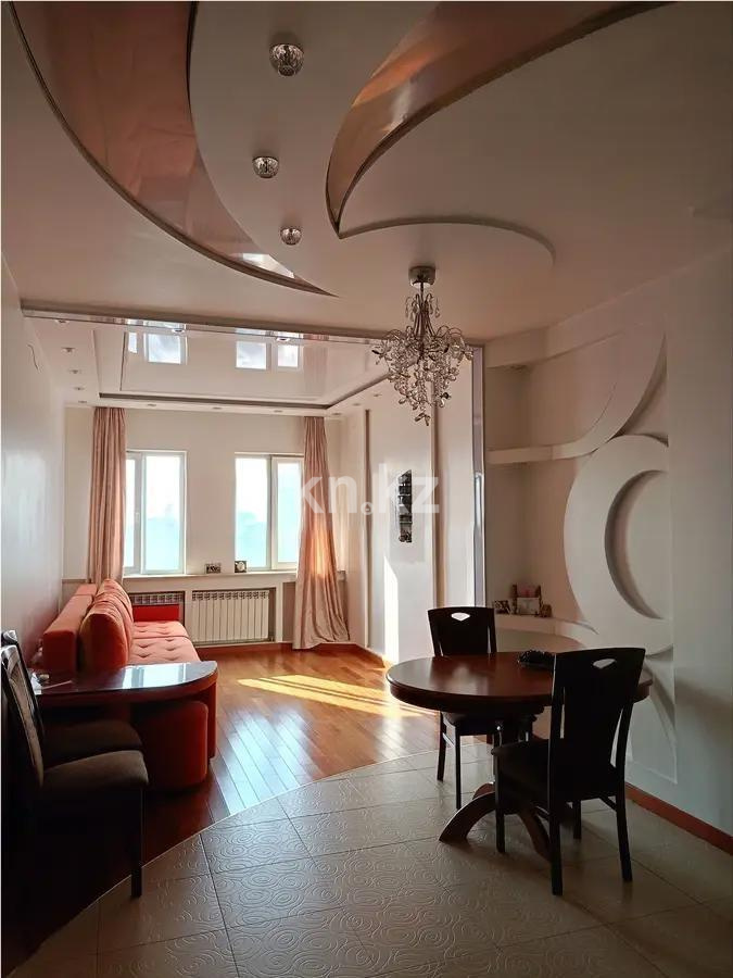 Продажа 3-комнатной квартиры, 82 м², ул. Навои, дом  208 в Алматы - фото 2
