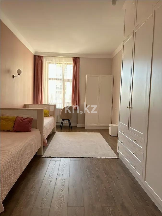 Продажа 4-комнатной квартиры, 142.5 м², мкр-н Мирас, дом  31/8 в Алматы - фото 4