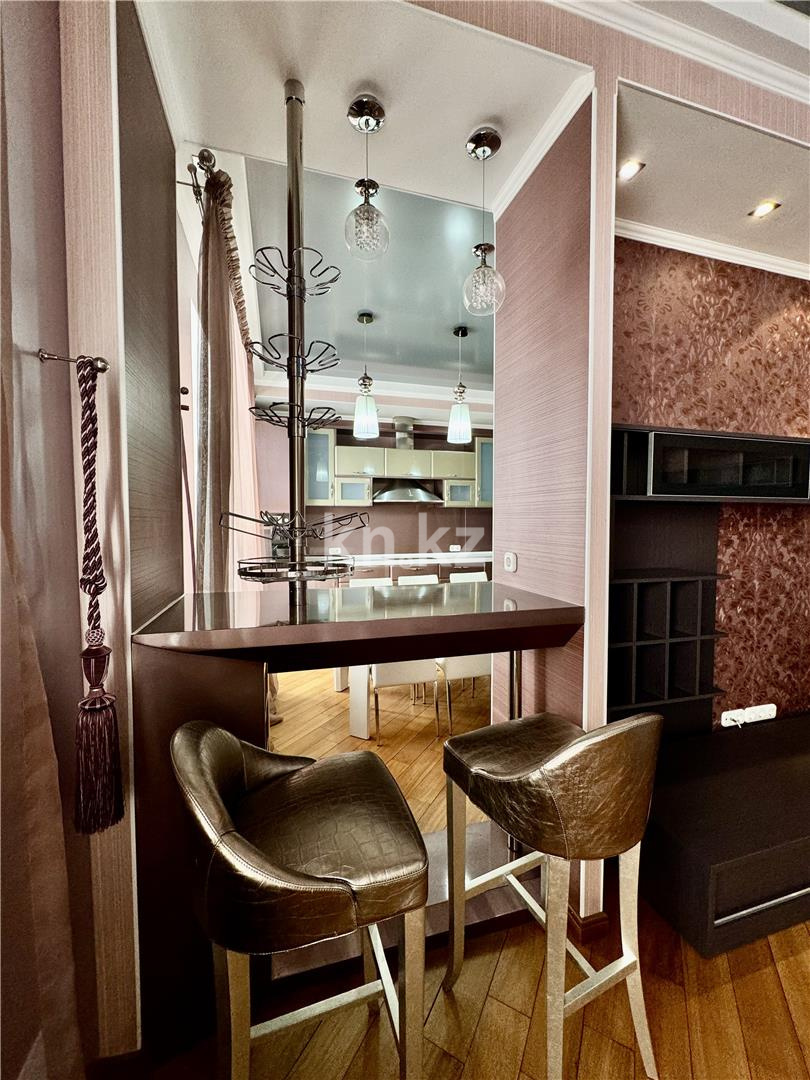 Продажа 6-комнатной квартиры, 227 м², ул. Ерубаева, дом  50/6 в Караганде - фото 6