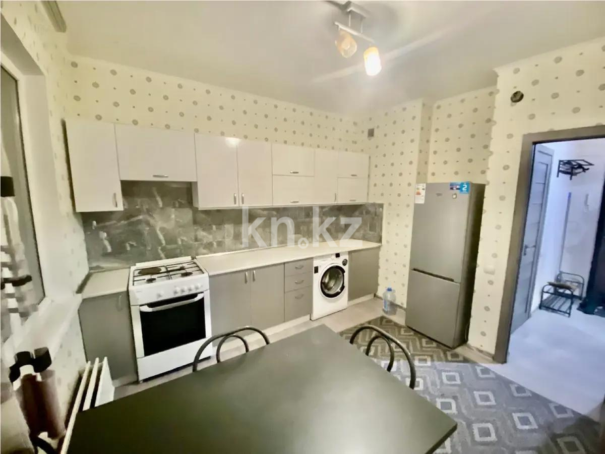 Продажа 1-комнатной квартиры, 43 м², мкр-н Мамыр-4, дом  306 в Алматы - фото 2