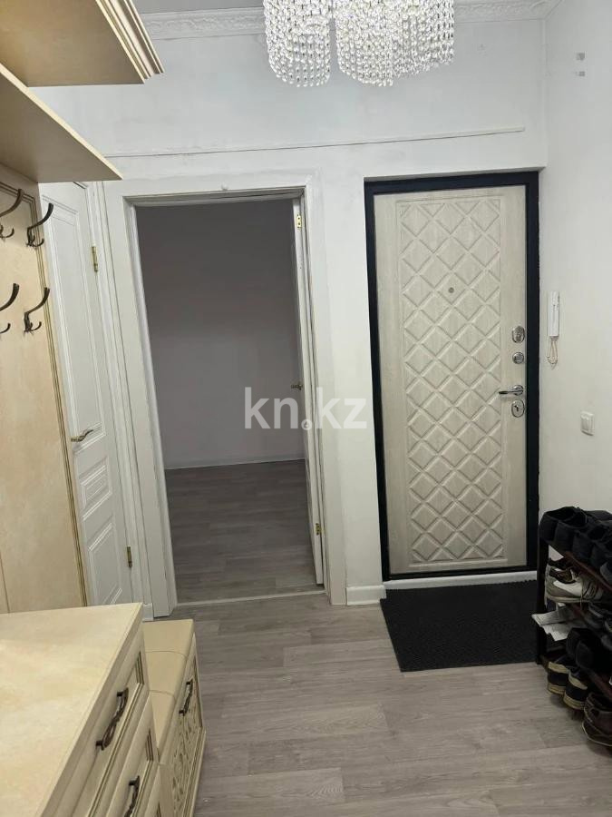 Продажа 3-комнатной квартиры, 64 м², ул. Тургута Озала, дом  26 в Алматы - фото 5