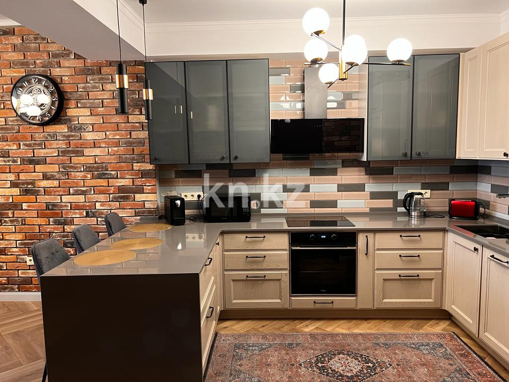 Продажа 2-комнатной квартиры, 56.8 м² в Алматы - фото 4