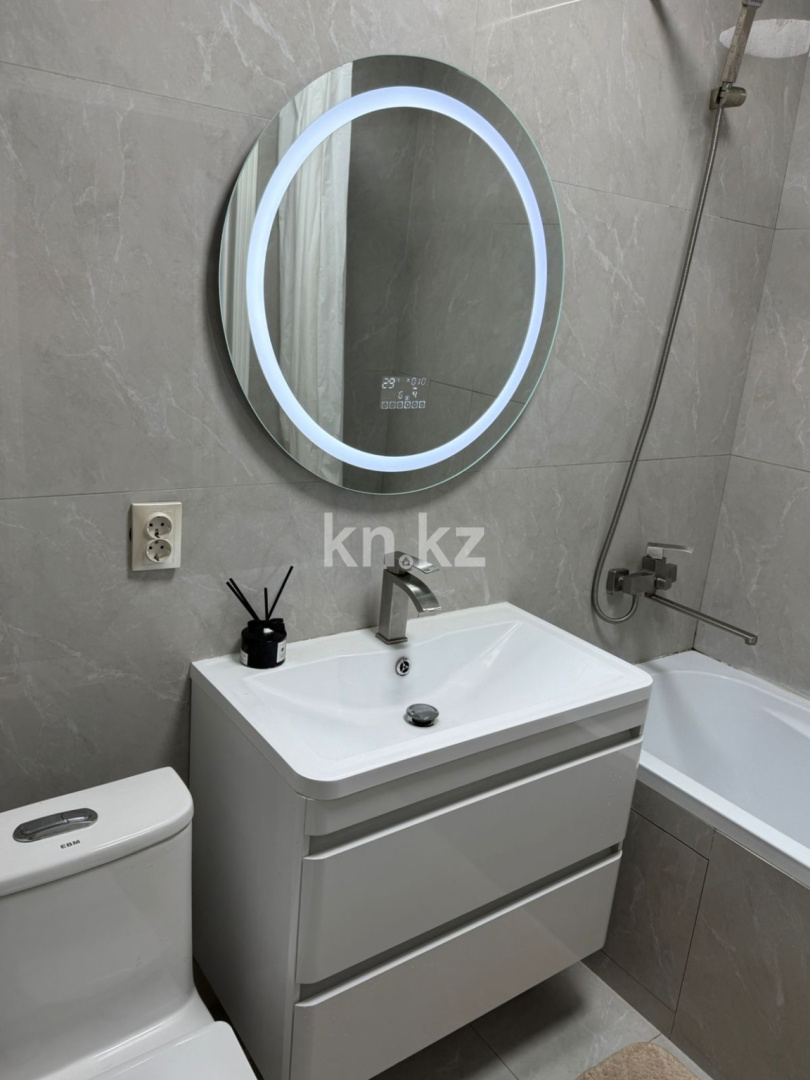 Продажа 2-комнатной квартиры, 55 м² в Алматы - фото 14