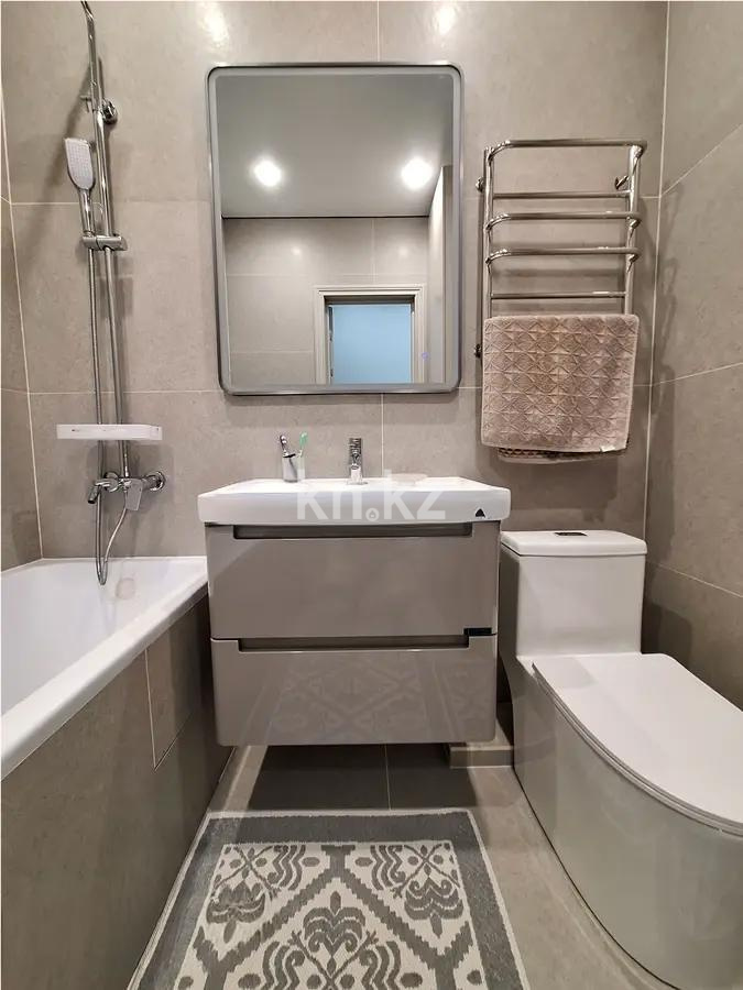 Продажа 3-комнатной квартиры, 102 м², ул. Утеген батыра, дом  11в в Алматы - фото 6