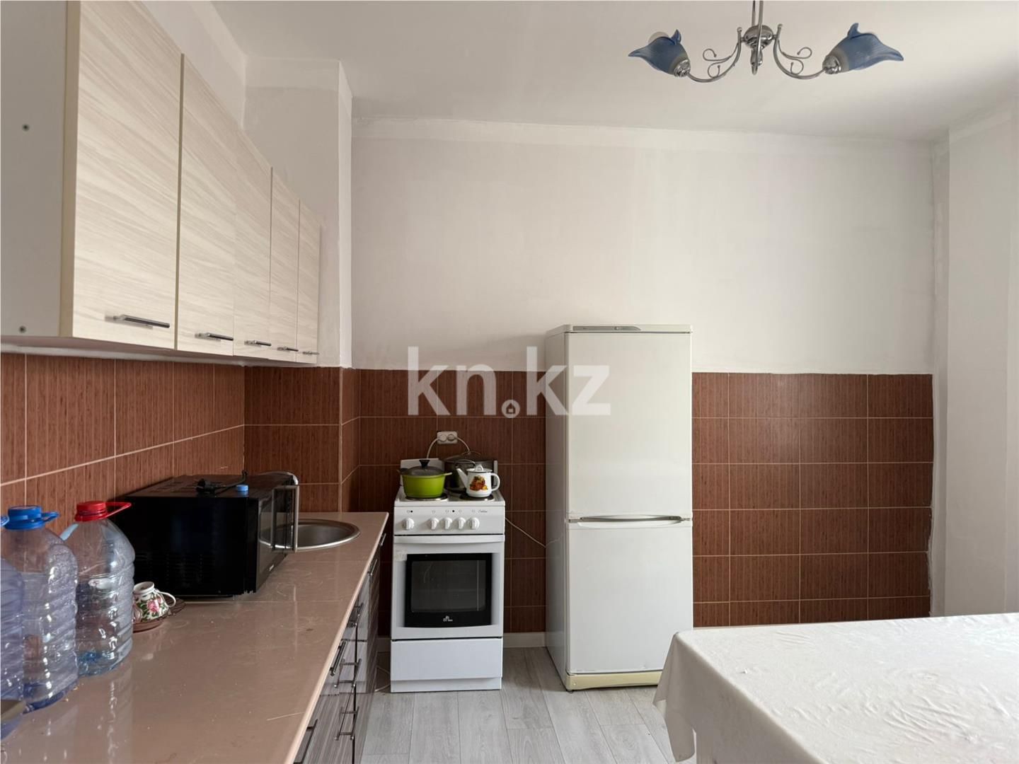 Продажа 3-комнатной квартиры, 74 м², пр. Шахтеров в Караганде - фото 8