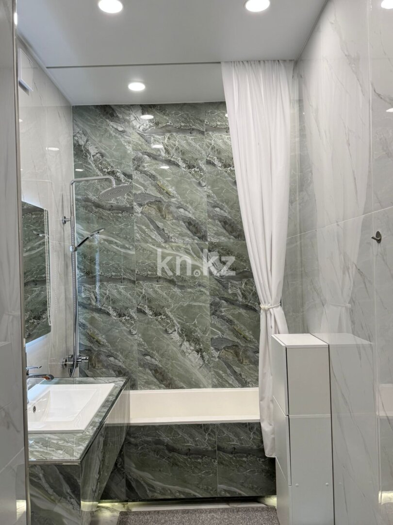 Продажа 4-комнатной квартиры, 126.5 м² в Астане - фото 4