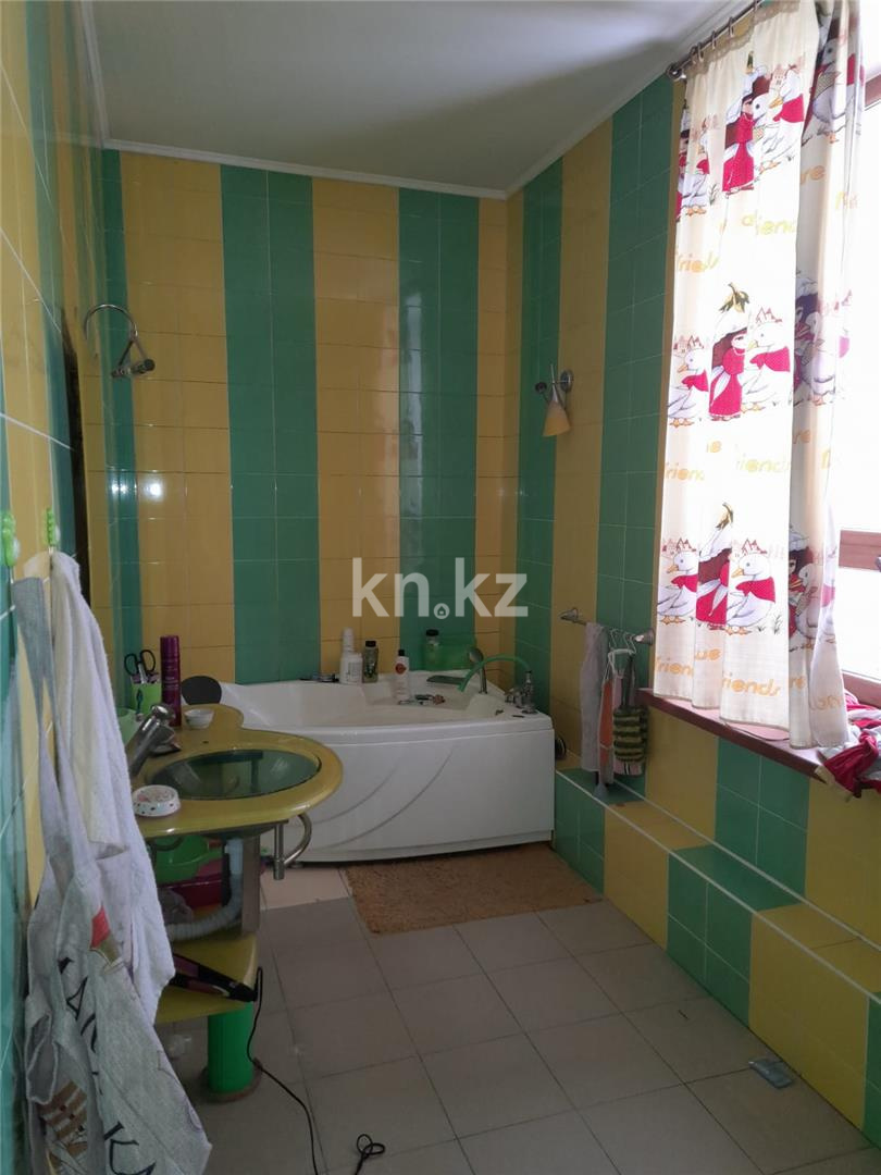 Продажа 10-комнатного дома, 560 м², ул. Байсеитовой в Темиртау - фото 22