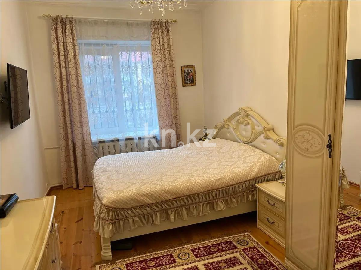 Продажа 3-комнатной квартиры, 82 м², ул. Абая, дом  21 в Караганде - фото 2
