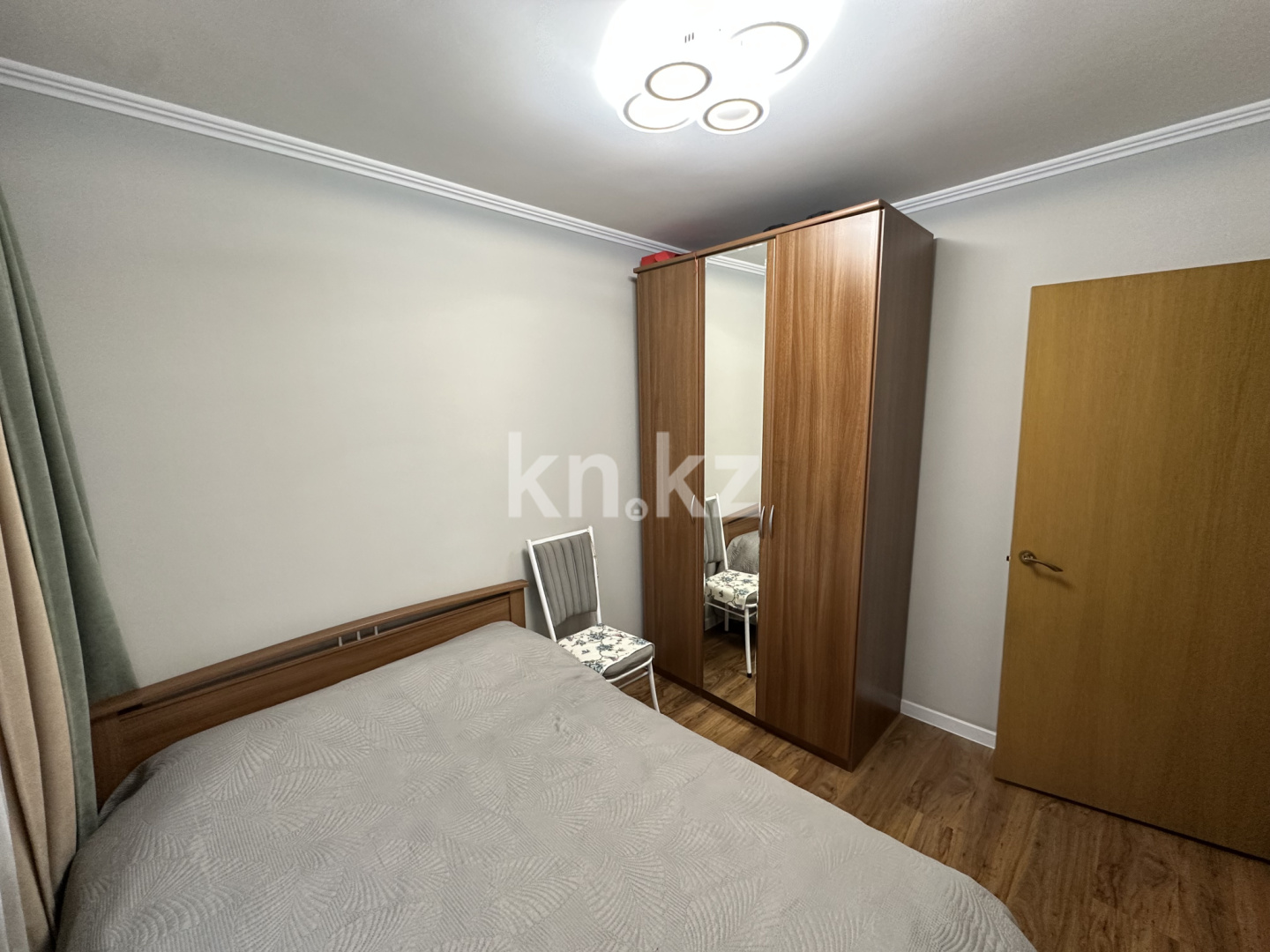 Продажа 3-комнатной квартиры, 57 м², ул. Исиналиева, дом  11 в Алматы - фото 3