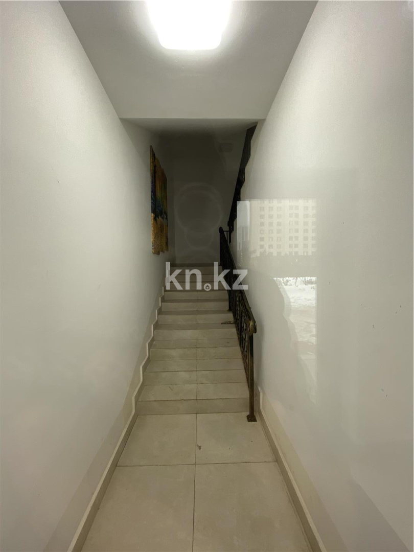 Продажа 1-комнатной квартиры, 41.3 м², ул. Туркестан в Астане - фото 11