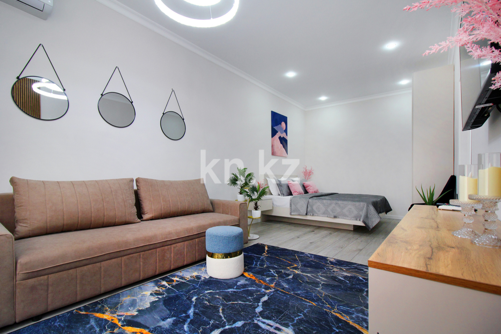 Аренда 2-комнатной квартиры посуточно, 47 м² в Алматы - фото 9