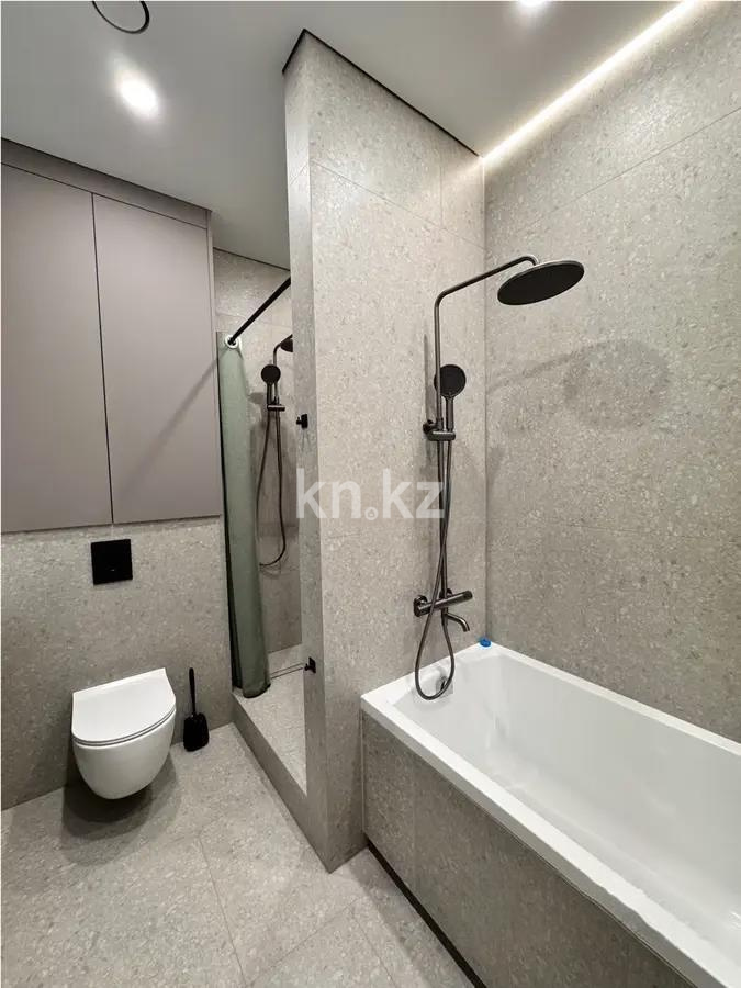 Продажа 2-комнатной квартиры, 56 м², ул. Ашимова, дом  17 в Караганде - фото 4