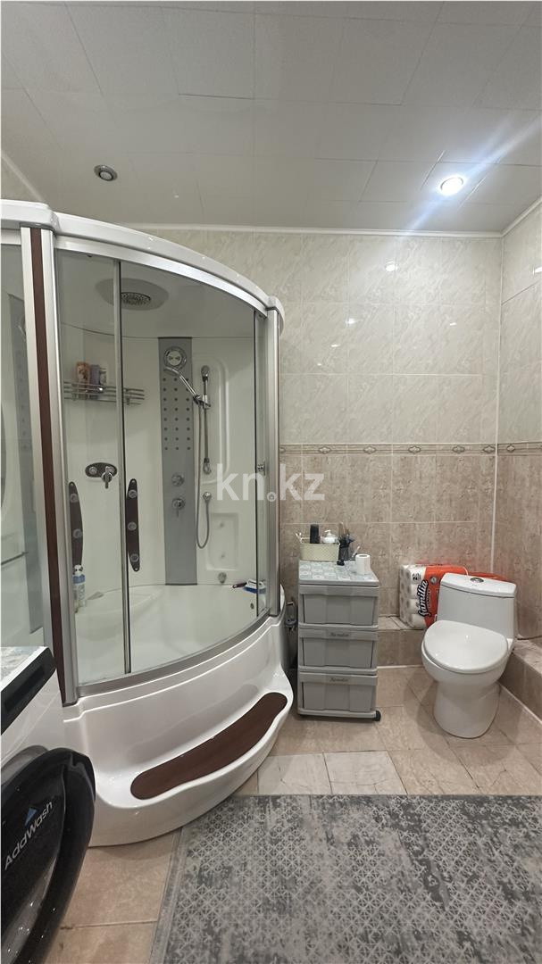 Продажа 3-комнатной квартиры, 126.6 м², ул. Иманбаевой в Астане - фото 9