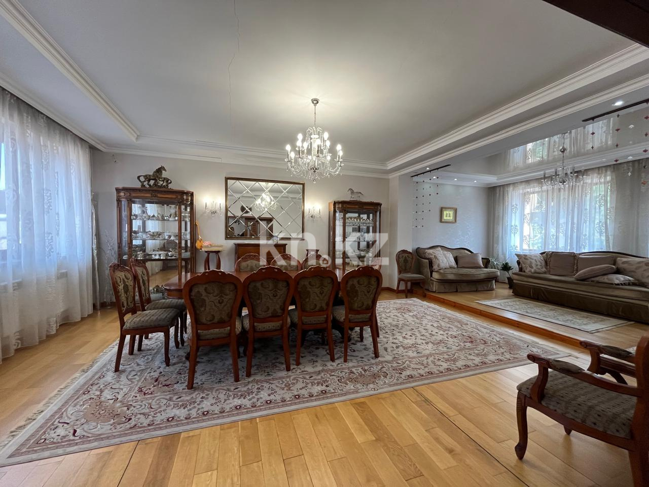 Продажа 8-комнатного дома, 306 м², мкр. Городской аэропорт в Караганде