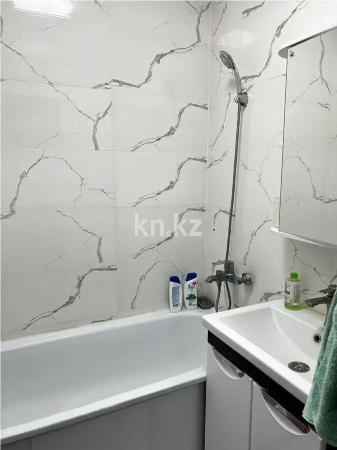 Продажа 3-комнатной квартиры, 63 м², мкр-н Степной-2, дом  4/2 в Караганде - фото 3