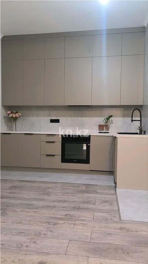 Продажа 2-комнатной квартиры, 64 м², ул. Жарокова, дом  218 в Алматы - фото 3