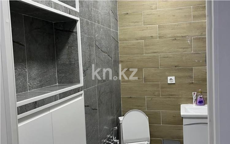 Продажа 2-комнатной квартиры, 60 м², ул. Навои, дом  58/1 в Алматы - фото 4