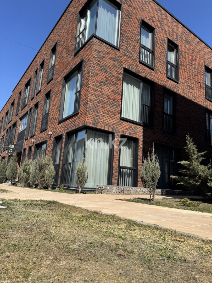 Продажа 4-комнатной квартиры, 146 м² в Алматы - фото 2