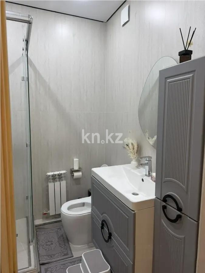 Продажа 2-комнатной квартиры, 66.4 м² в Алматы - фото 4
