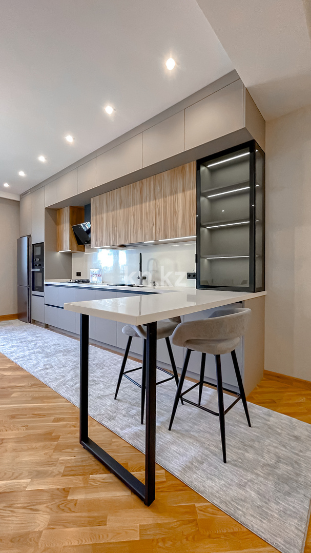 Продажа 3-комнатной квартиры, 215 м² в Алматы - фото 13