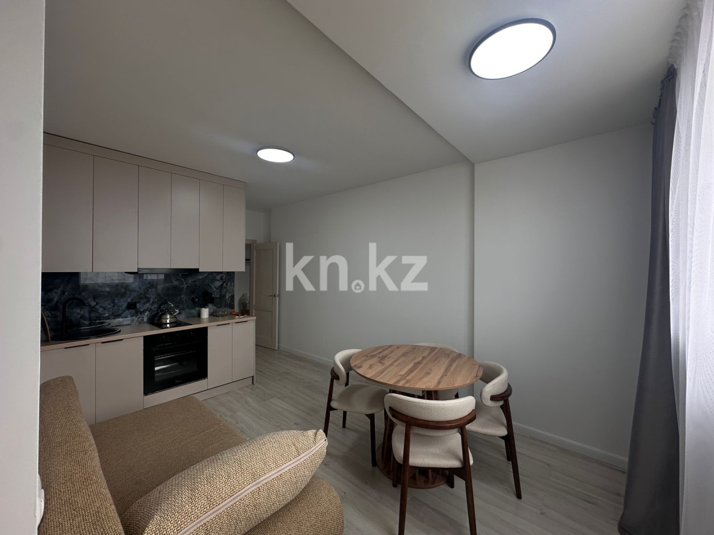 Аренда 2-комнатной квартиры, 45 м² в Астане