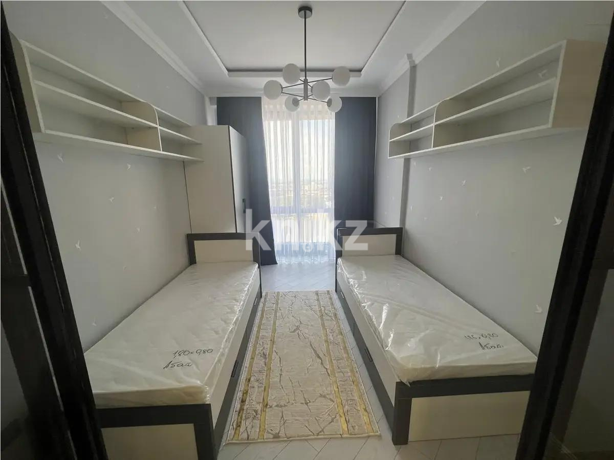 Продажа 3-комнатной квартиры, 72.4 м², ул. Утепова, дом  20 в Алматы - фото 2