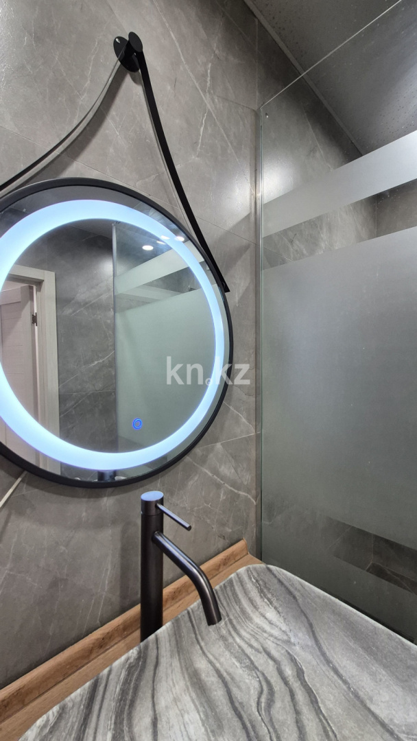 Продажа 2-комнатной квартиры, 43 м², пр. Азаттык, дом  67 в Атырау - фото 11