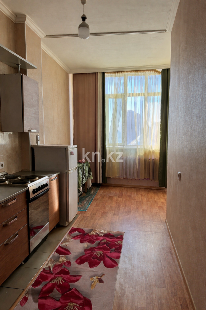 Аренда 1-комнатной квартиры, 38 м² в Астане