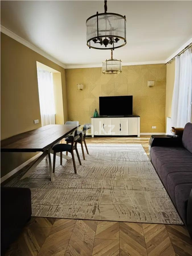 Продажа 4-комнатной квартиры, 110.4 м² в Алматы - фото 2