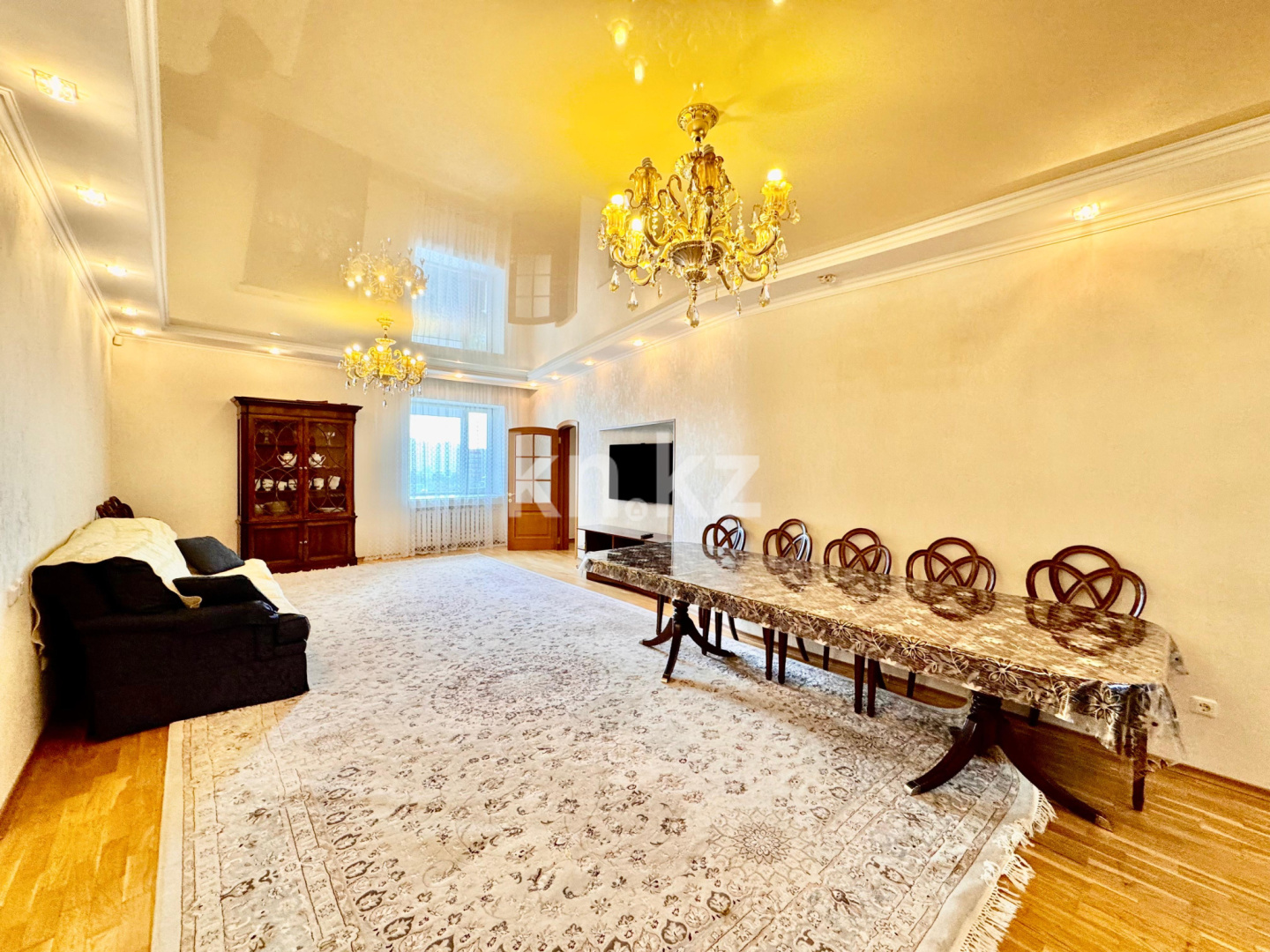 Продажа 6-комнатной квартиры, 383 м², Иманбаева, дом  12/1 в Астане - фото 3