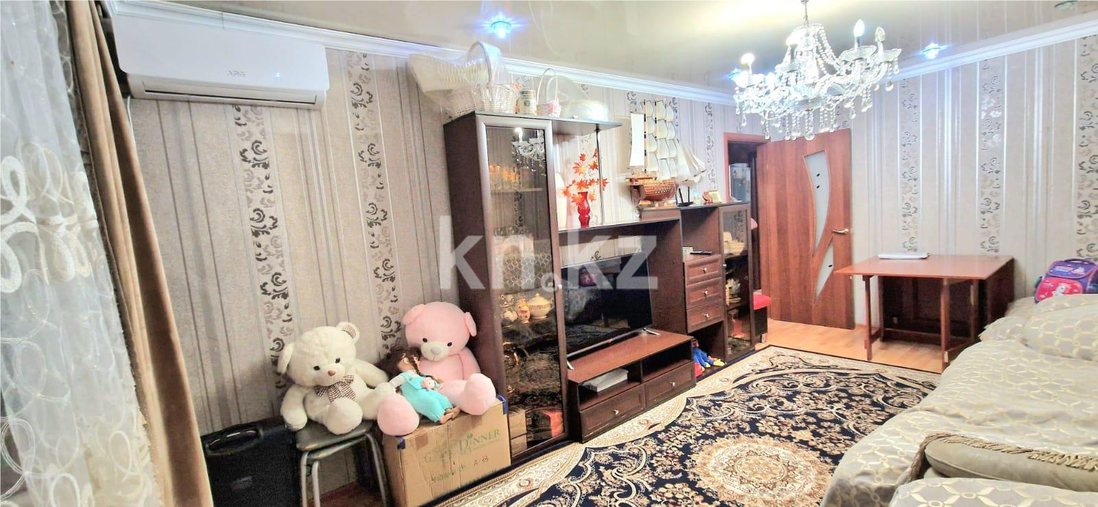 Продажа 3-комнатной квартиры, 62 м², 15-й мкр. в Караганде - фото 3