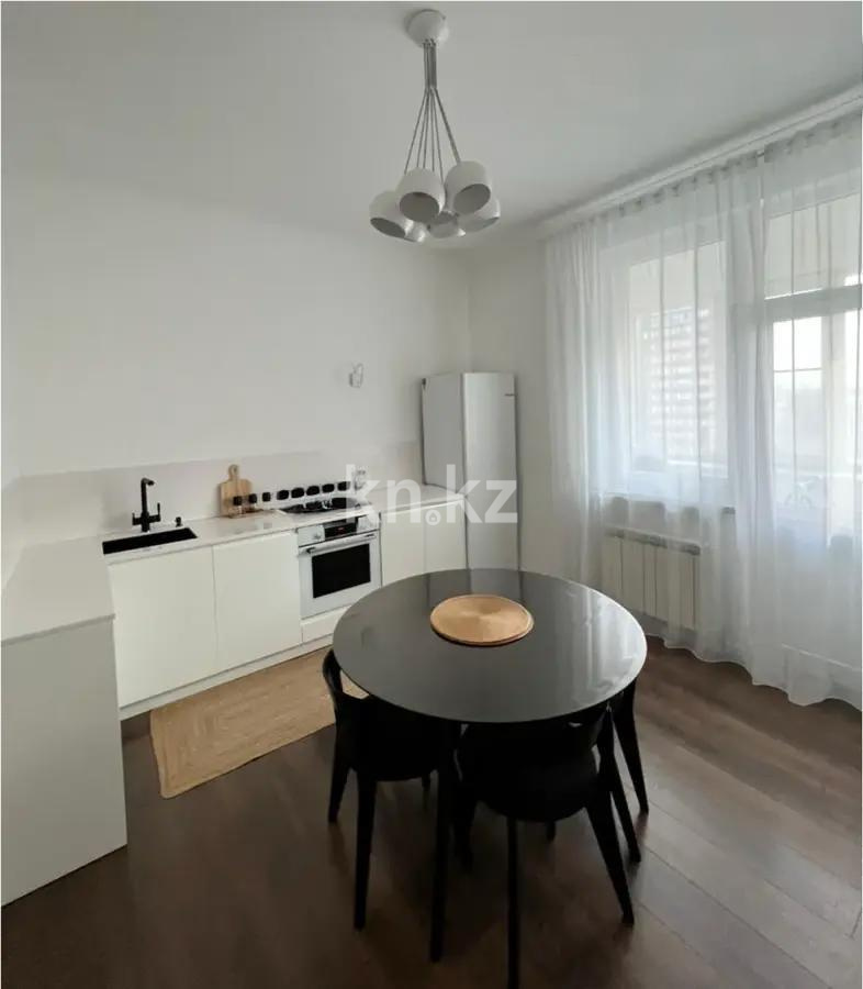Продажа 2-комнатной квартиры, 90 м², пр. Аль-Фараби, дом  21 в Алматы - фото 2