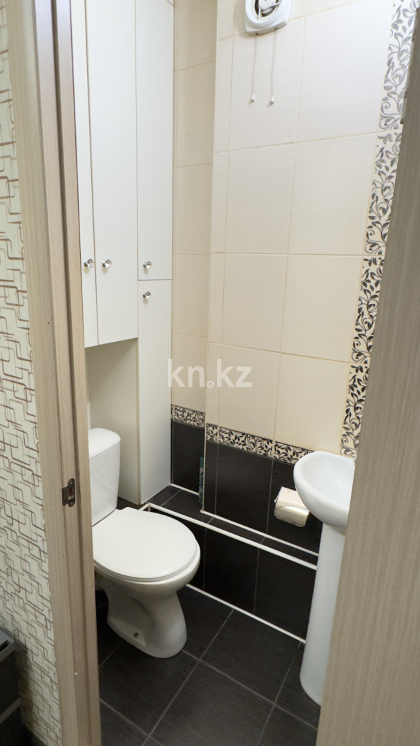 Продажа 2-комнатной квартиры, 51.6 м², мкр-н Аксай-4, дом  51 в Алматы - фото 16