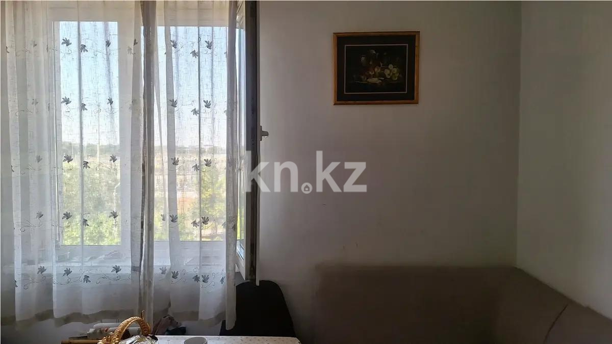 Продажа 1-комнатной квартиры, 39 м², мкр-н Кокжиек, дом  18 в Алматы