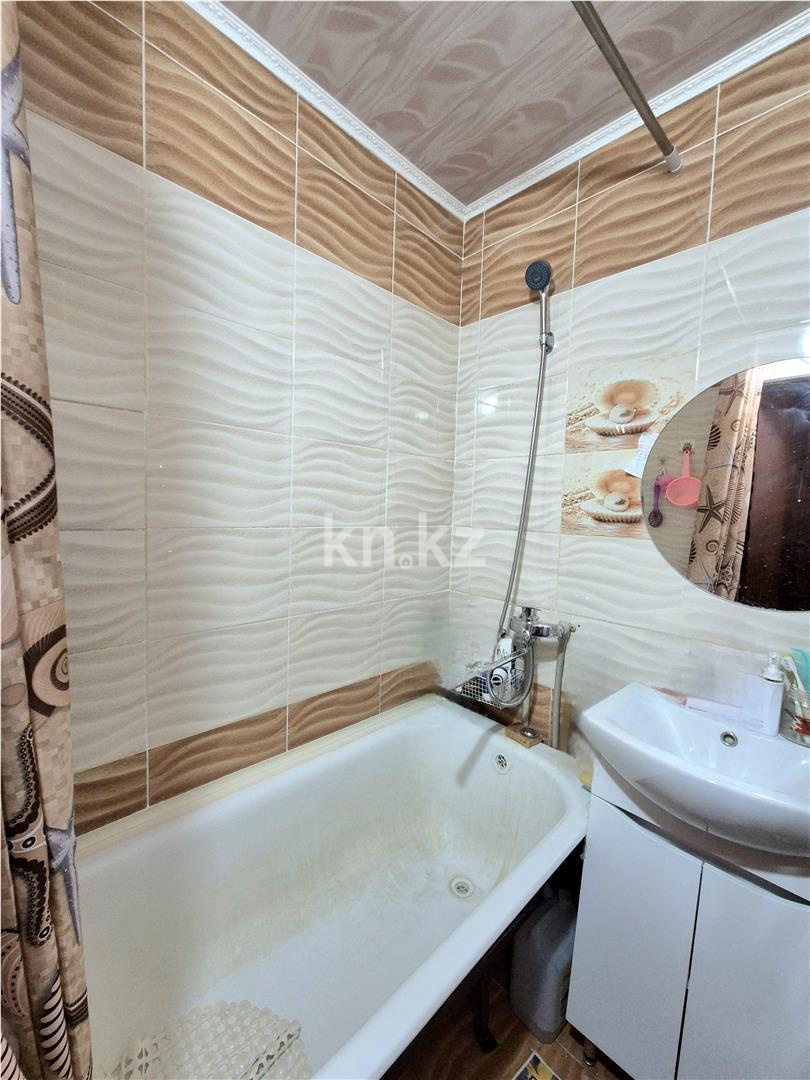 Продажа 4-комнатной квартиры, 62 м², ул. Абая в Темиртау - фото 9