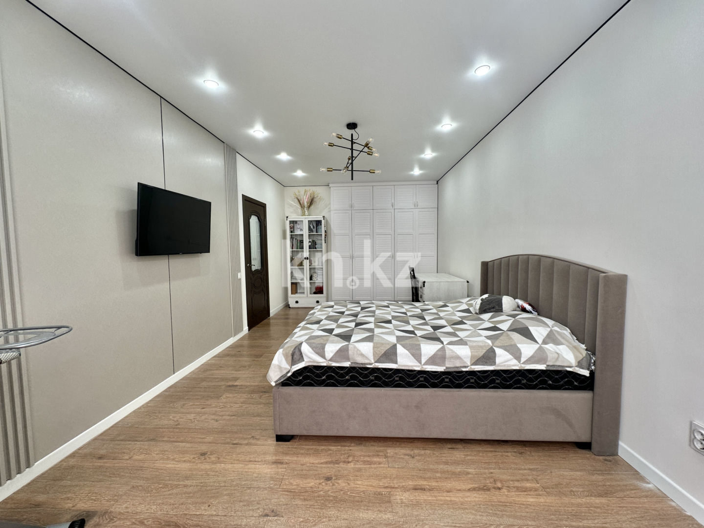 Продажа 1-комнатной квартиры, 48.7 м² в Алматы