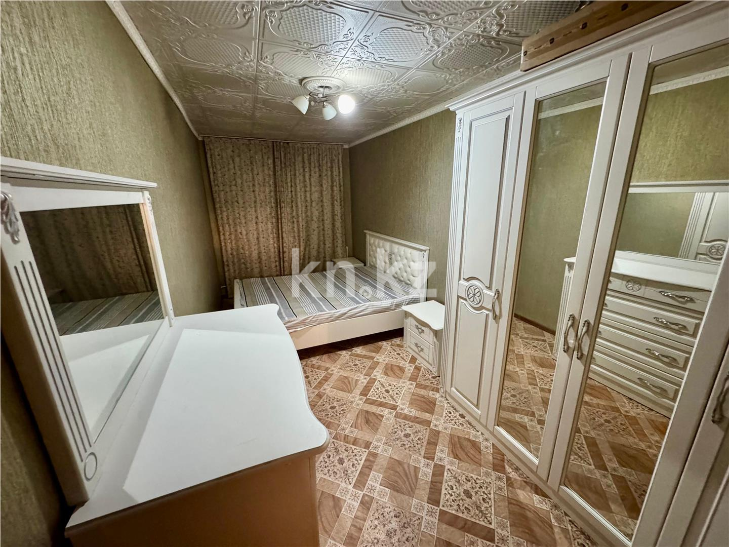 Продажа 3-комнатной квартиры, 57 м², ул. Локомотивная в Караганде