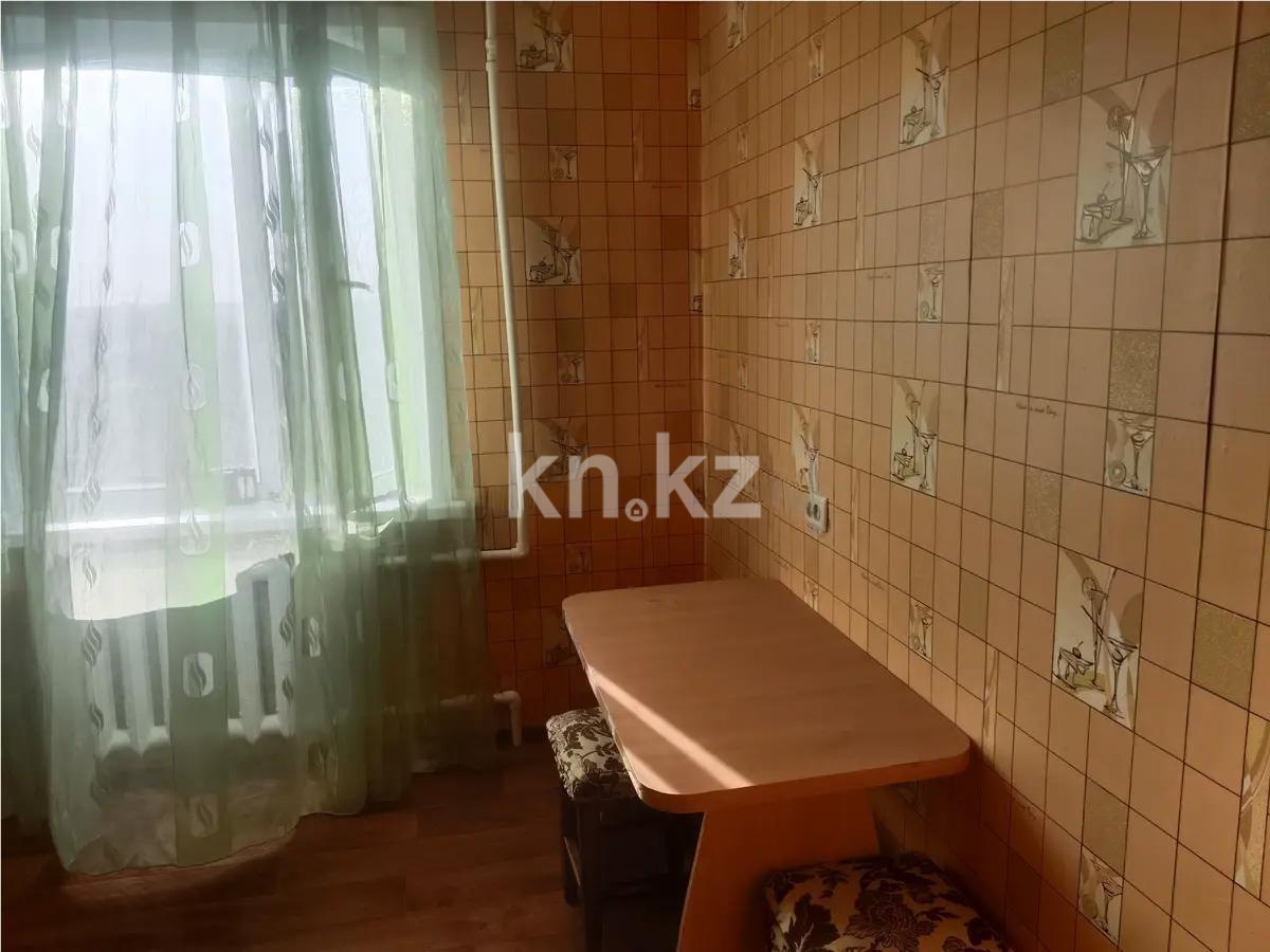 Продажа 2-комнатной квартиры, 51 м², 15 мкр., дом  26/3 в Караганде - фото 3