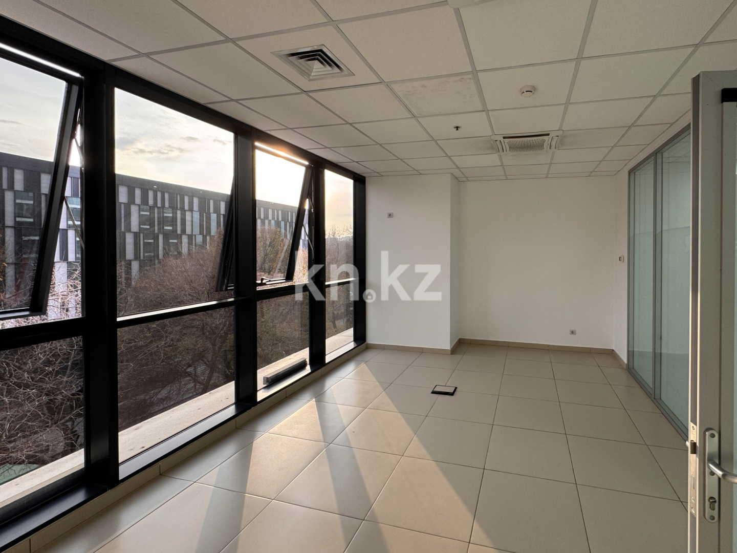 Аренда , пр. Абылай хана, дом  53 в Алматы - фото 6