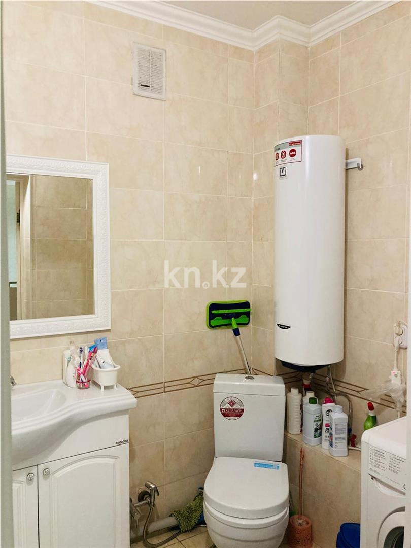 Продажа 5-комнатной квартиры, 179 м², мкр-н Голубые Пруды в Караганде - фото 15