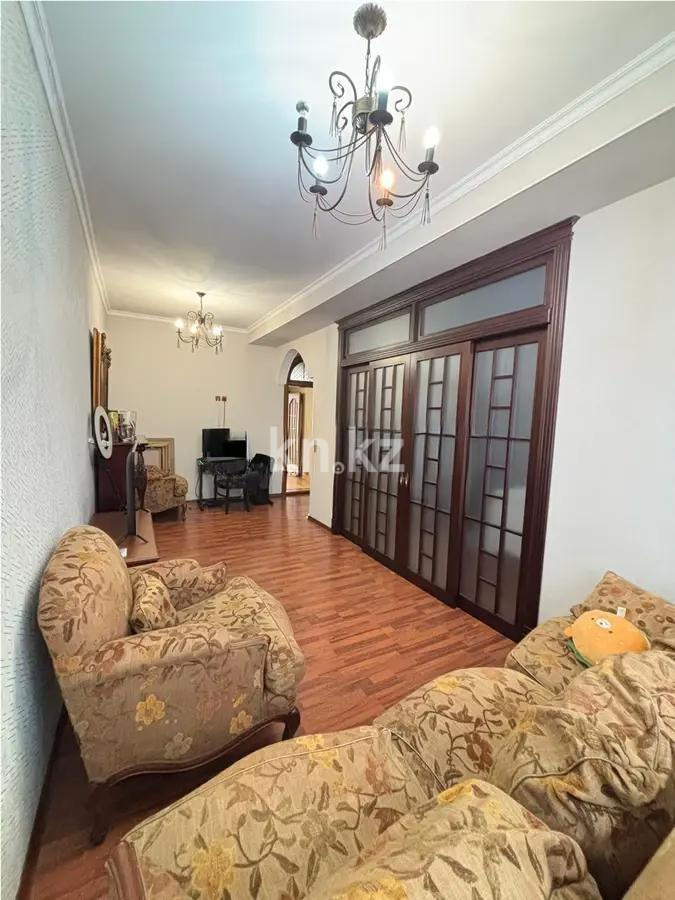 Продажа 5-комнатной квартиры, 145 м² в Алматы