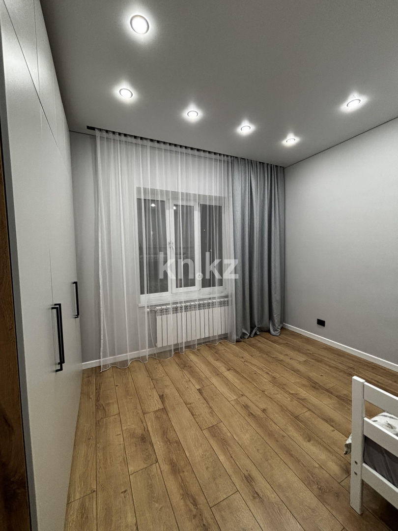 Продажа 4-комнатной квартиры, 105 м² в Караганде - фото 13