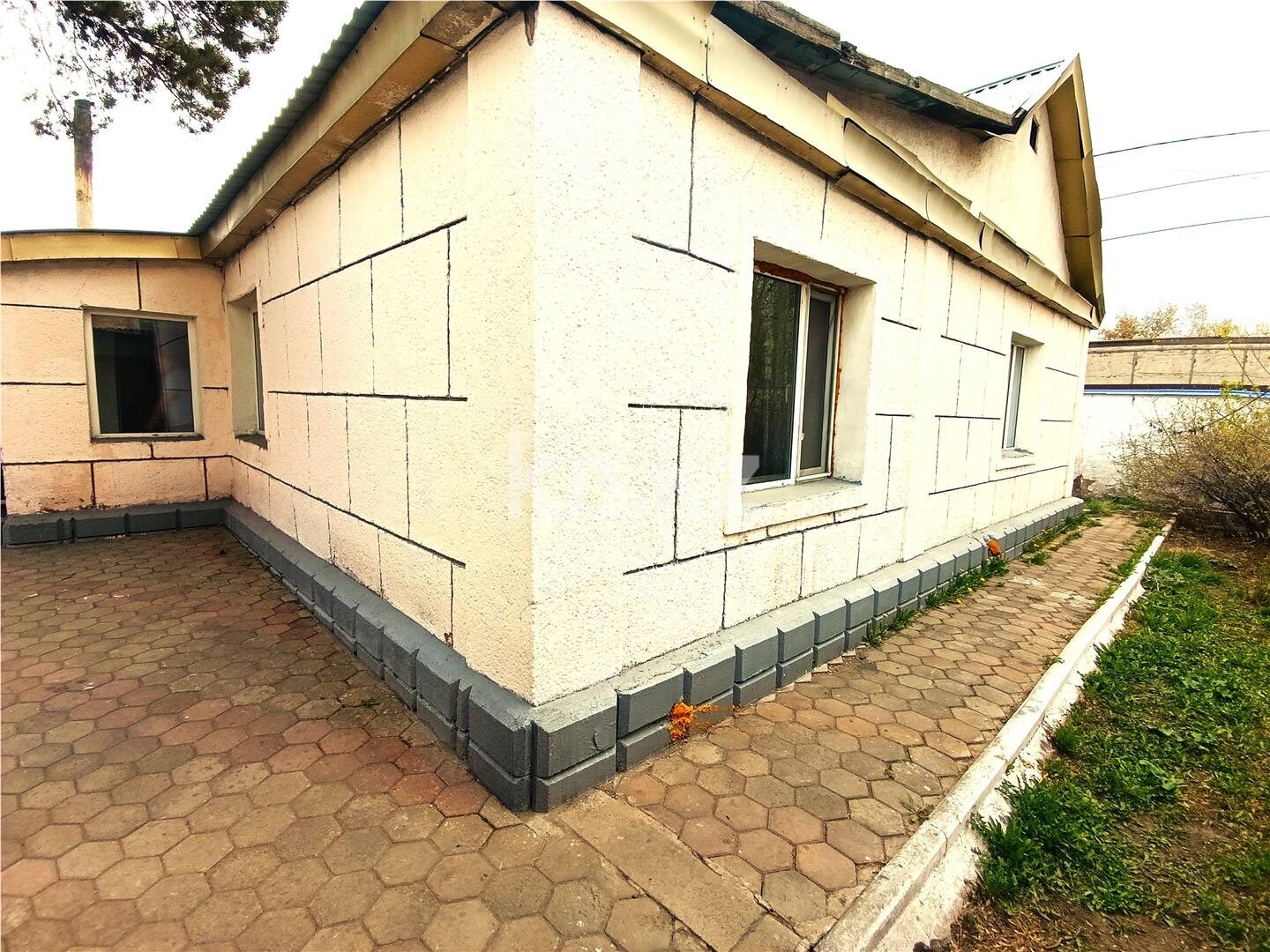 Продажа 5-комнатного дома, 150 м² в Караганде