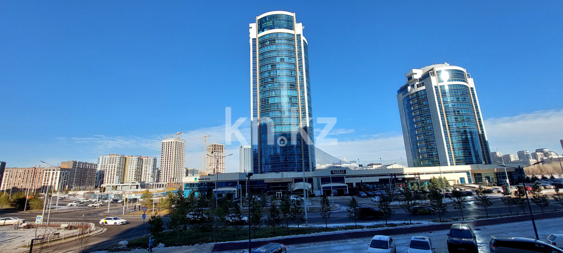 Продажа 4-комнатной квартиры, 120 м², пр. Туран, дом  39 в Астане - фото 10