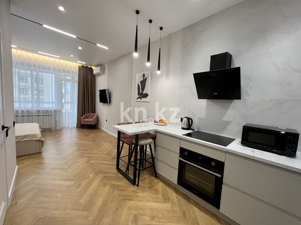 Аренда 1-комнатной квартиры посуточно, 39 м², Сейфуллина, дом  416 - ул. Макатаева в Алматы - фото 10