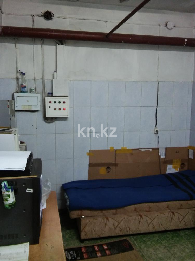 Продажа , 12.2 м², ул. Кунаева, дом  14 - пр. Мангилик Ел в Астане