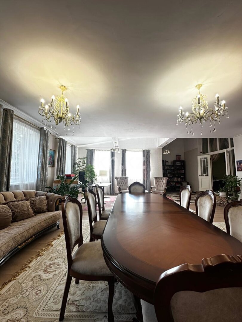 Продажа 5-комнатного дома, 800 м² в Астане - фото 11